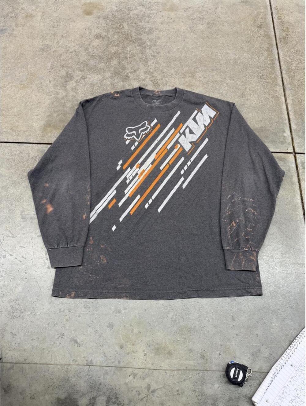 vintage fox racing grey big logo spell out shirt size xl HAS STAINS